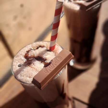 Kit Kat Shake